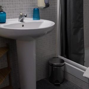 Habitación con 2 Camas Individuales